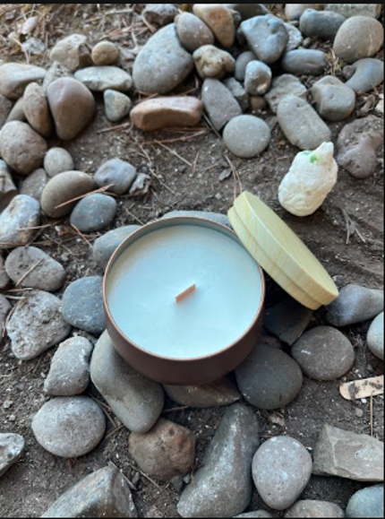 Phaotic Cedar Essential Oil Soya Wax Candle in Gold metal Jar 4 oz